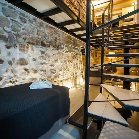 Pylon Casa de hóspedes 4*