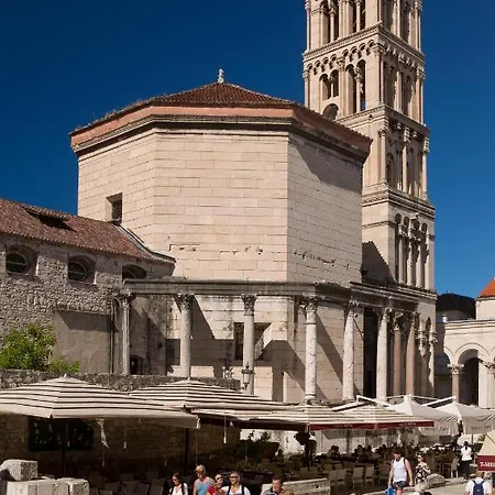 招待所 铁塔客房旅馆 4*