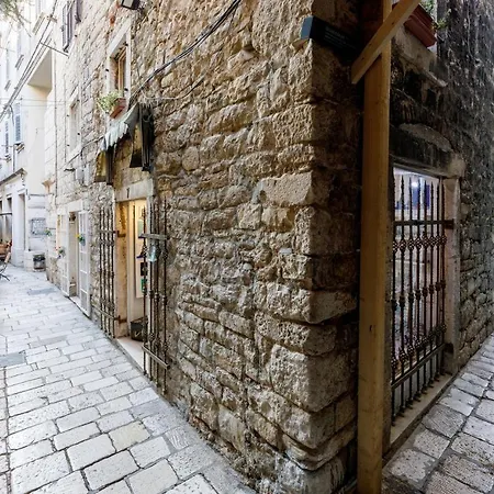 铁塔客房旅馆 4*