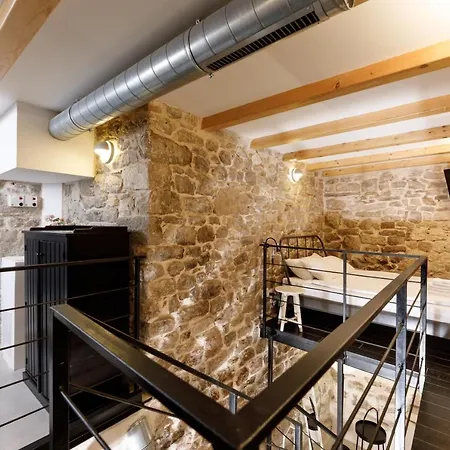 铁塔客房旅馆 招待所