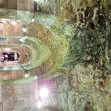 铁塔客房旅馆 4* 斯普利特