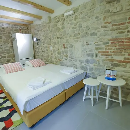 铁塔客房旅馆 招待所